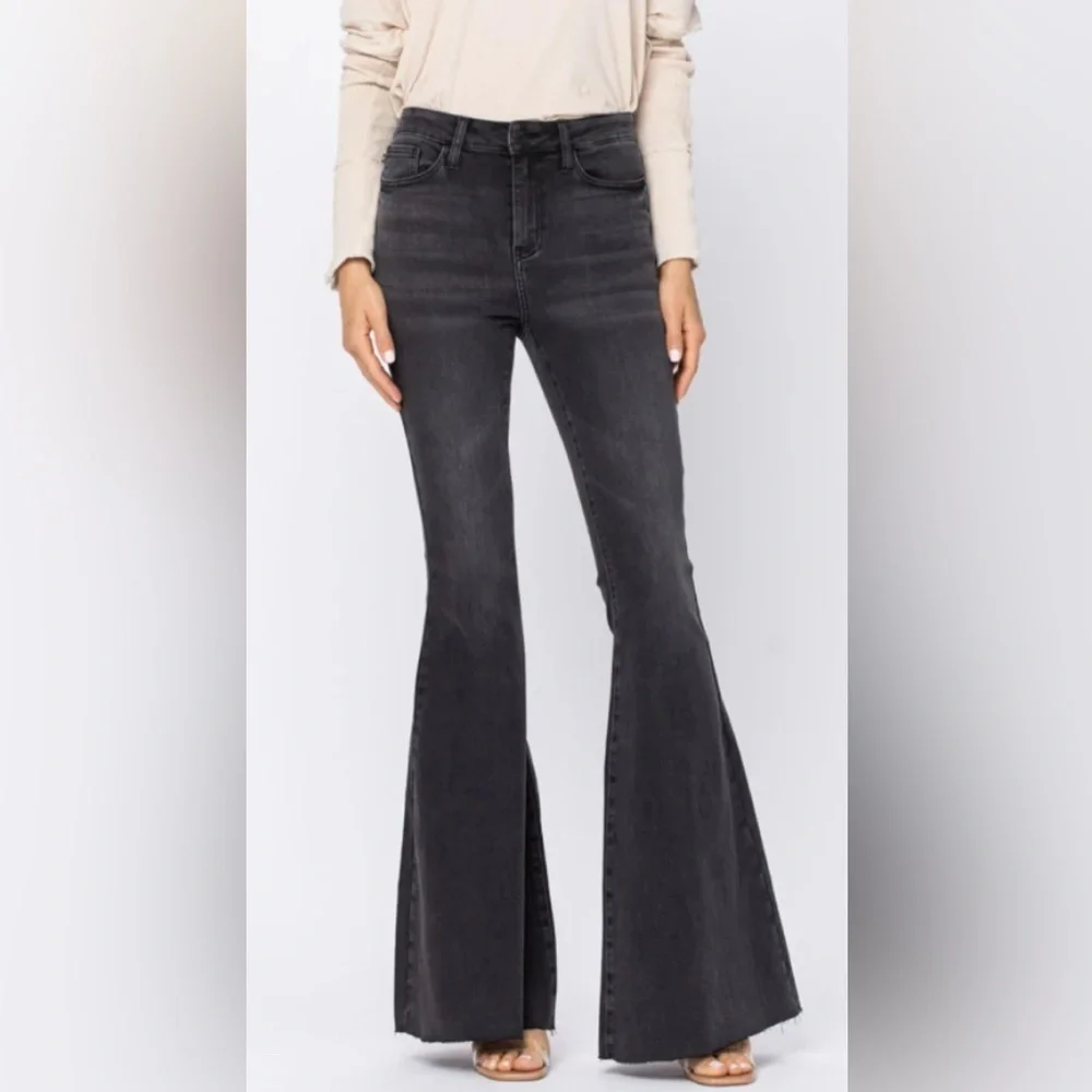 Judy Blue Black High Rise Super Flare Denim Pull On Stretch Size 3 / 26 - Picture 3 of 10